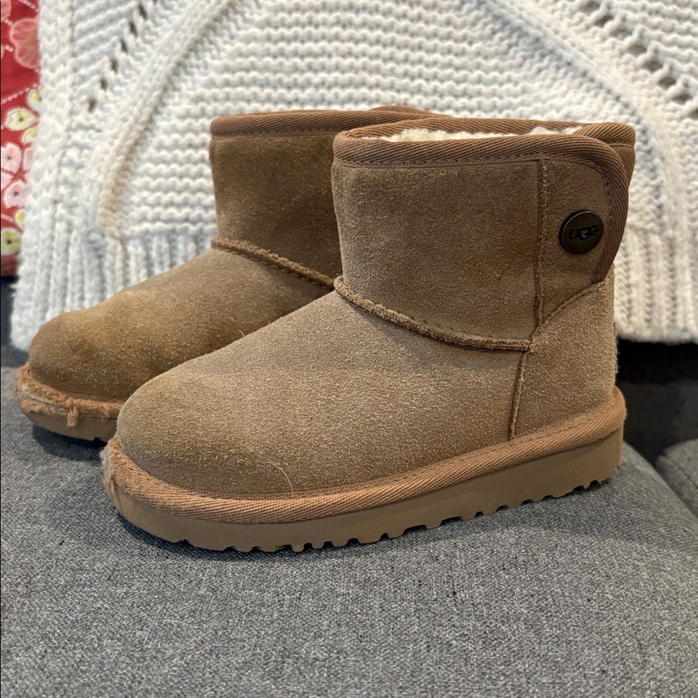 UGG Jona Chestnut Boots Toddler Girls 9